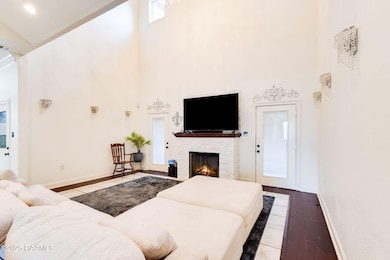 105 Gated Trinity Ct, Lafayette, LA 70506 - photo 6