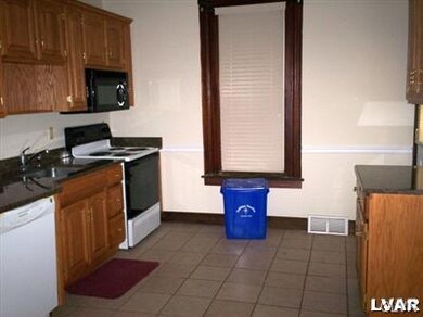 73 W Goepp St, Bethlehem, PA 18018 - photo 4