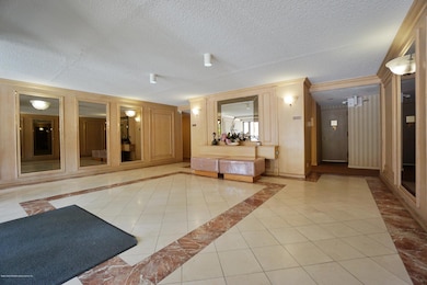 Chestnut Hill at Essex Park unit 2D, Staten Island, NY 10314 - photo 4