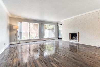 5908 Sandhurst Ln unit 144, Dallas, TX 75206 - photo 5