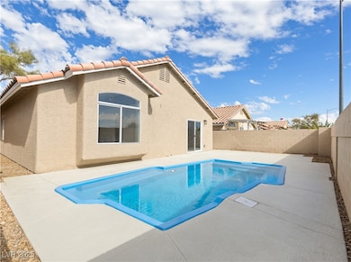 8151 Chambersberg St, Las Vegas, NV 89147 - photo 3