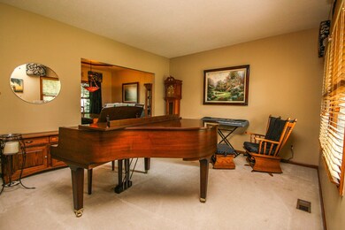 9795 New California Dr, Plain City, OH 43064 - photo 4