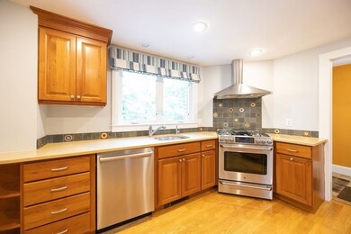 28 Exmoor Rd, Newton Center, MA 02459 - photo 7