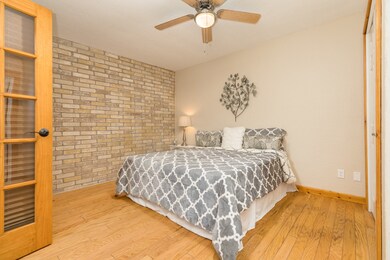 2906 Wood Fox Dr, Alvin, TX 77511 - photo 6