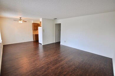 511 W Oak St unit 6, Weatherford, TX 76086 - photo 4