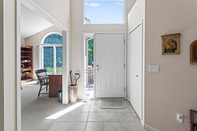 Entry/Foyer