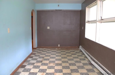 107 Redbud Ln, Latrobe, PA 15650 - photo 4