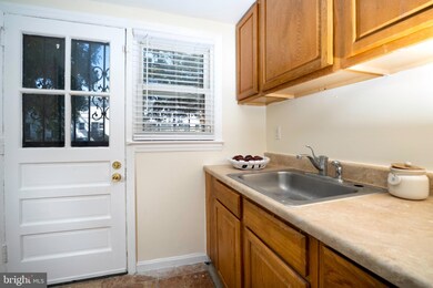 3823 26th Ave, Temple Hills, MD 20748 - photo 6