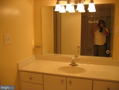 3300 Hewitt Ave unit 10, Silver Spring, MD 20906 - photo 3