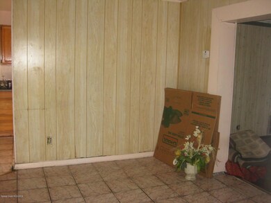 Front sitting room