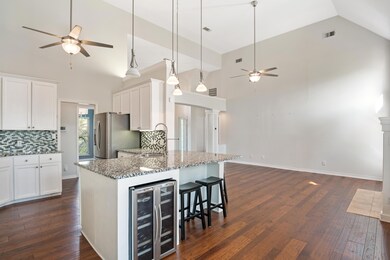 30 Walton Way-14