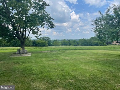 6709 Town Dr, Saint Thomas, PA 17252 - photo 4