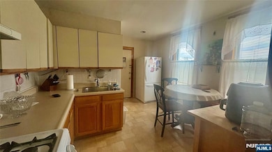 10 Franklin Ave unit 3, Harrison, NJ 07029 - photo 5