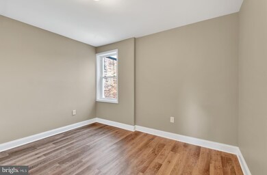 9 S Culver St, Baltimore, MD 21229 - photo 3