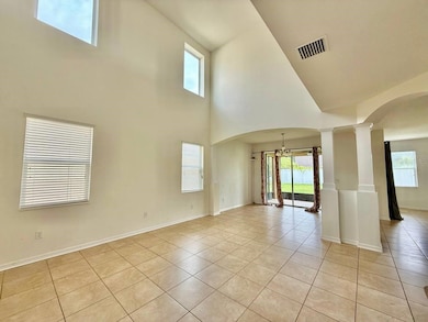 7127 Nightshade Dr, Riverview, FL 33578 - photo 5