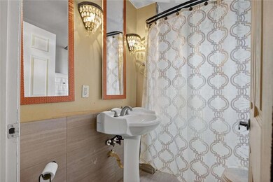 2037 Licciardi Ln, Violet, LA 70092 - photo 5