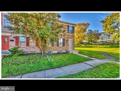 1374 Harford Square Dr, Edgewood, MD 21040 - photo 2