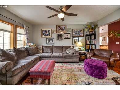 57 Sandalwood Loop, Creswell, OR 97426 - photo 5