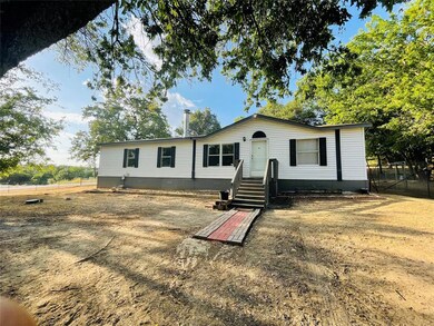 101 Blue Sky Ln, Springtown, TX 76082 - photo 3