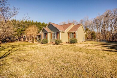 7159 Senepole Rd, Randleman, NC 27317 - photo 4