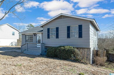 2813 Micmac Dr, Birmingham, AL 35215 - photo 2