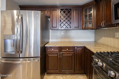 5 Spring St unit 404, Saratoga Springs, NY 12866 - photo 4