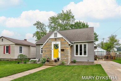 3-web-or-mls-268 W 15th St, Holland-29