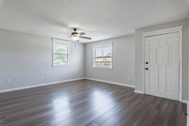 2675 Sandusky Ave E, Jacksonville, FL 32216 - photo 5