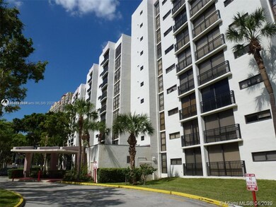 Plaza of the Americas unit 412-IV, Sunny Isles Beach, FL 33160 - photo 7