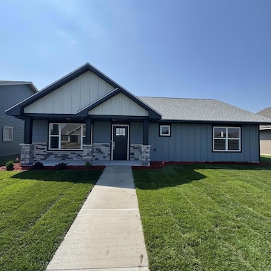 1928 Sandstone Loop S, Sartell, MN 56377 - photo 2