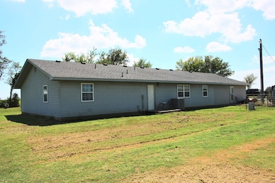 444374 E 80rd, Welch, OK 74369 - photo 5