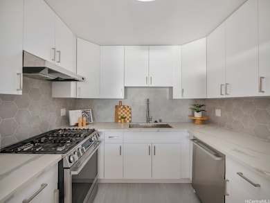 Yacht Harbor Towers unit 2906, Honolulu, HI 96815 - photo 7