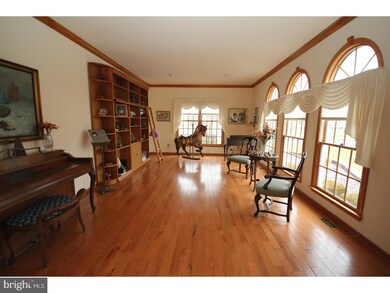 2 Kinglet Dr S, Cranbury, NJ 08512 - photo 4