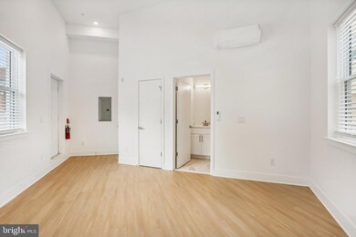3952 Lancaster Ave unit 101, Philadelphia, PA 19104 - photo 2