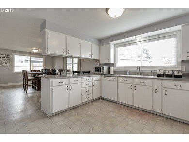 1831 Yew Ct, Forest Grove, OR 97116 - photo 7