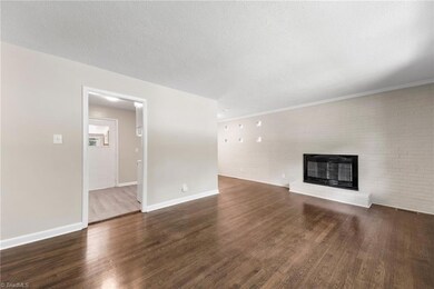 2308 Emerywood Rd, Greensboro, NC 27403 - photo 6