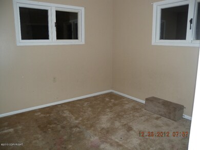 1605 W 33rd Ave, Anchorage, AK 99517 - photo 6