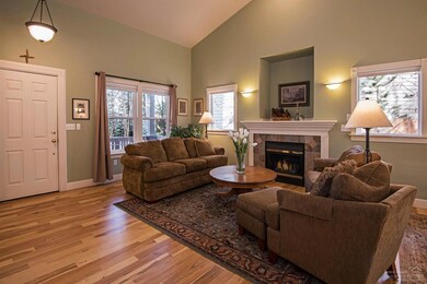 19535 Meadowbrook Dr, Bend, OR 97702 - photo 5