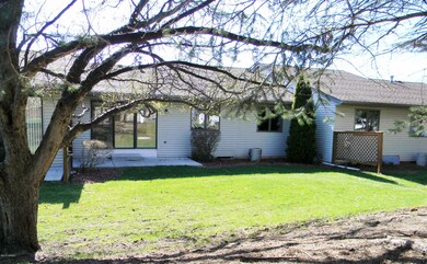 821 Creekridge Dr_Back