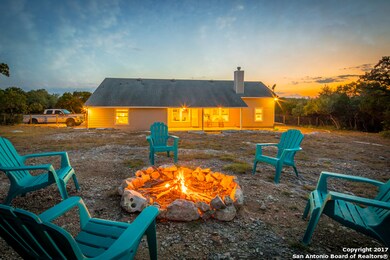 21220 Scenic Loop Rd, Helotes, TX 78023 - photo 4