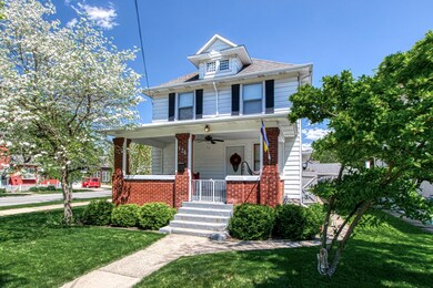 Carlton 126 Exterior-1