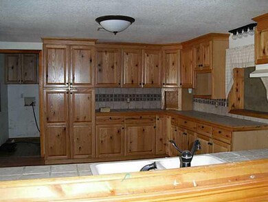 19630 Meadows Dr, Tecumseh, OK 74873 - photo 4