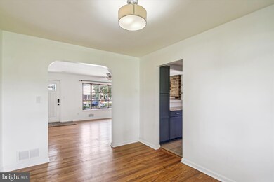 711 Greentree Rd, Linthicum Heights, MD 21090 - photo 6