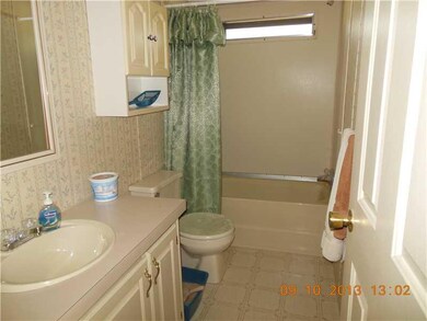 Full Bath.