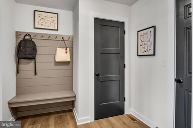 2139 S Autumn Chase Dr unit 20-04, Mechanicsburg, PA 17055 - photo 7