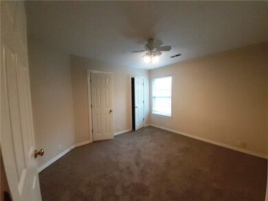 304 Coachlight Dr, Bentonville, AR 72712 - photo 7