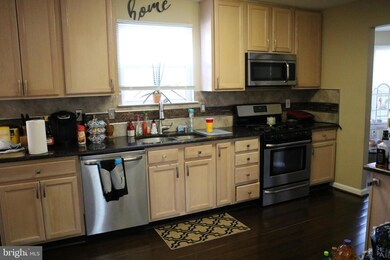 13 Foxton Dr, Atco, NJ 08004 - photo 3