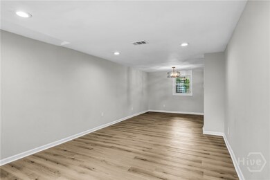 844 E 37th St, Savannah, GA 31401 - photo 2