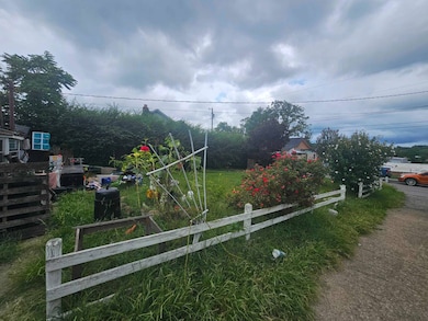 422 Sedgefield St, Bristol, VA 24201 - photo 5