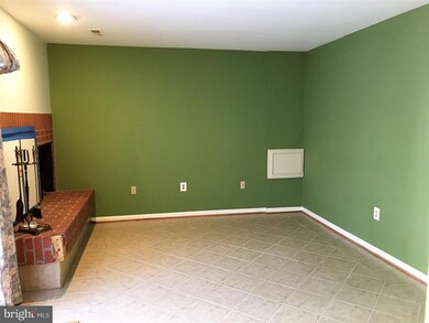 4 Sonata Ct, Silver Spring, MD 20901 - photo 3